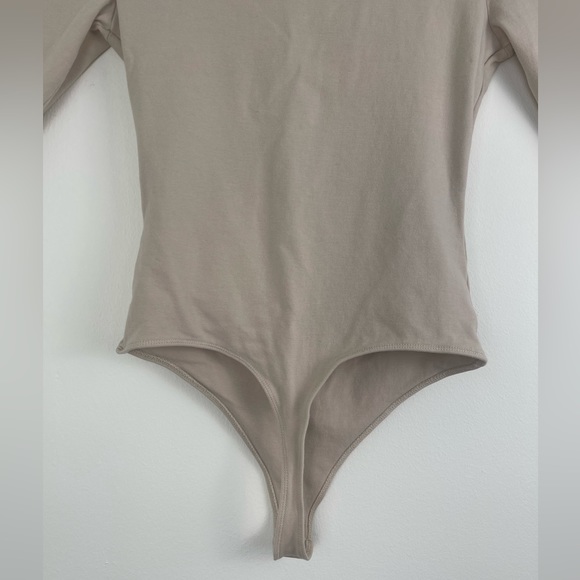 Abercrombie & Fitch Bodysuit, Small, Neutral Nude Tan Beige, Tie Front, Keyhole - Picture 7 of 7